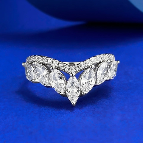 925 Sterling Silver Marquise Cut Rhinestone V Shape Crown Ring For Women Simple Stackable Engagement Wedding Fashion Jewelry