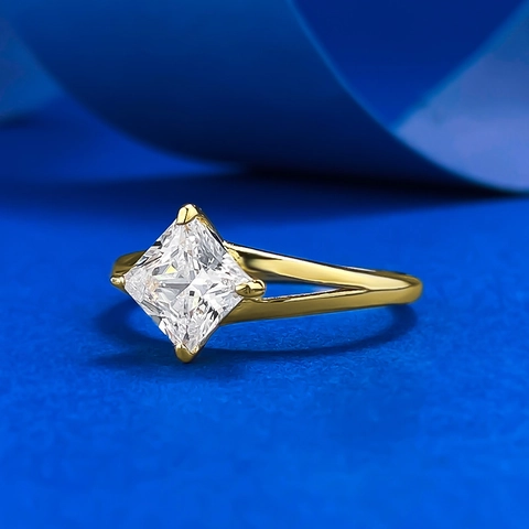 Anillo de Plata de Ley 925 con Talla Princesa y Diamante de Imitación Blanco Moda Geométrica Color Oro Anillo para Mujer Joyería