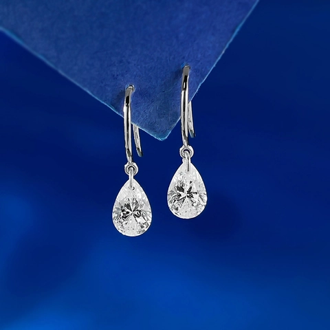 Elegant 925 Sterling Silver Waterdrop Dangle Earrings Rhinestone Inlaid Pear Cut Fashion Luxury Jewelry For Women Wedding Gift