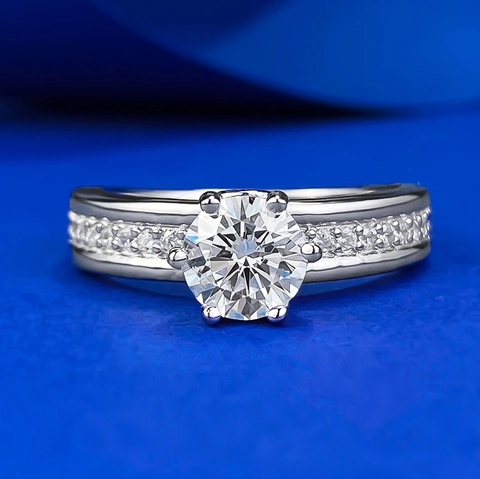 925 Sterling Silver Round Rhinestone Six-Prong Engagement Ring For Women Classic Wedding Jewelry Finger Ring Accessory