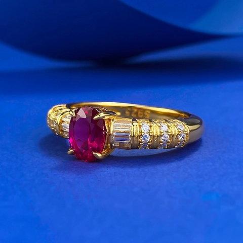 Anello Vintage in Argento Sterling 925 Con Strass Rosso Ovale per Donna Placcato Oro Elegante Design Da Principessa Gioielli Di Moda