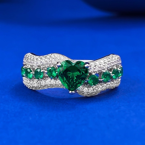 Luxury 925 Sterling Silver Heart Green Rhinestone Ring For Women Elegant Wave Band Inlaid Gemstone Engagement Jewelry Gift