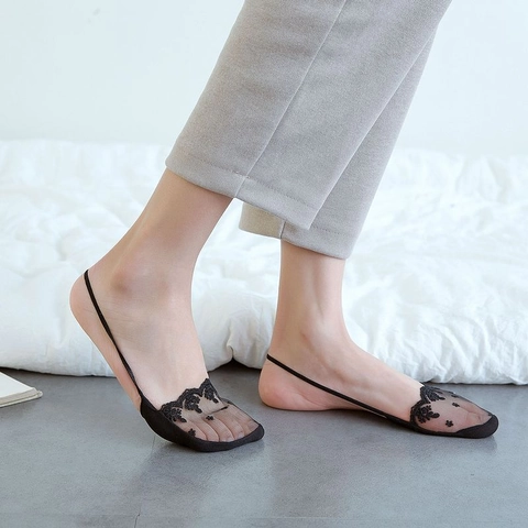Women's Japanese 3D Ice Silk No Show Socks Breathable Invisible Mesh Boat Socks Floral Lace Embroidery Anti-Slip Low Cut Socks