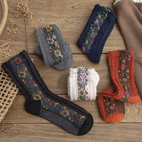 Vintage Cotton Cable Knit Crew Socks For Women Floral Jacquard Mori Style Thickened Mid Calf Socks Autumn Winter Casual Long Socks