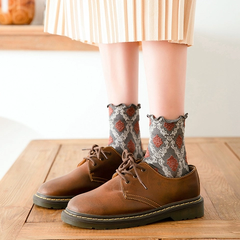 Women Vintage Argyle Cotton Crew Socks Japanese Style Ruffle Cuff Jacquard Pattern Mid Tube Socks For Autumn Winter