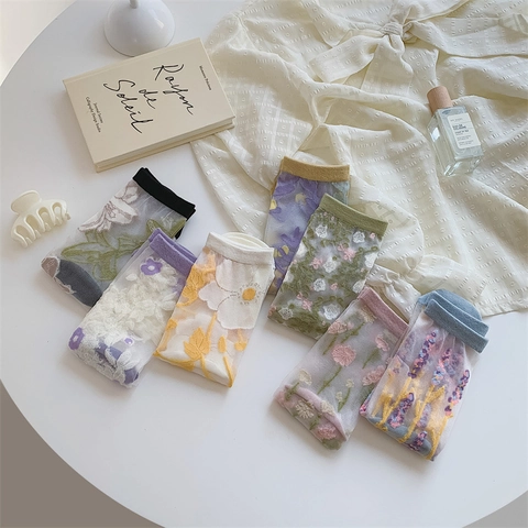 Women's French Vintage Sweet Floral Embroidered Sheer Mesh Crew Socks Breathable Transparent Cotton Blend Hosiery Socks