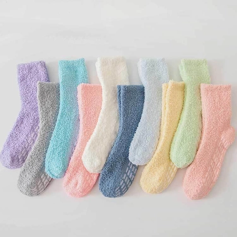 Women Winter Warm Coral Fleece Floor Socks Anti-Slip Dotted Polyester Fuzzy Mid-Calf Sleep Socks For Home Indoor Wear