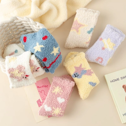 Women's Thickened Coral Fleece Sleep Socks Cute Cartoon Star Heart Jacquard Warm Home Floor Socks Soft Plush Fuzzy Socks