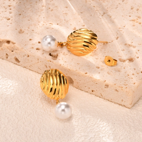 Stainless Steel Shell Texture Artificial Pearl Drop Earrings Wave Pattern For Women Gold Plated Fashion Commuter Jewelry