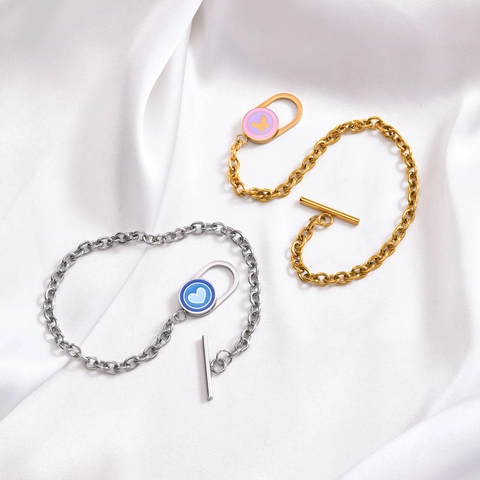 Bracciale con Chiusura a Barra in Acciaio Inossidabile per Donna Moda Farfalla Cuore in Smalto Ciondolo Catena a O Placcato Oro Argento
