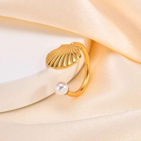 Anello Aperto in Acciaio Inossidabile con Conchiglia e Perla Artificiale per Donna Placcato Oro Regolabile Tema Oceano Gioielli
