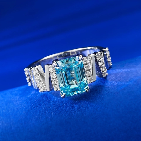925 Sterling Silver Emerald Cut Sea Blue Rhinestone Ring For Women Geometric Design Elegant Fashion Finger Ring Jewelry Gift