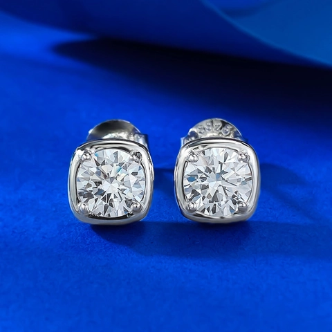 925 Sterlingsilber Rund Strass Ohrstecker Vier Krallen Geometrisch Eingelegt Einfach Elegant Mode Damen Täglicher Schmuck