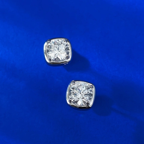 925 Sterlingsilber Rund Strass Ohrstecker Vier Krallen Geometrisch Eingelegt Einfach Elegant Mode Damen Täglicher Schmuck