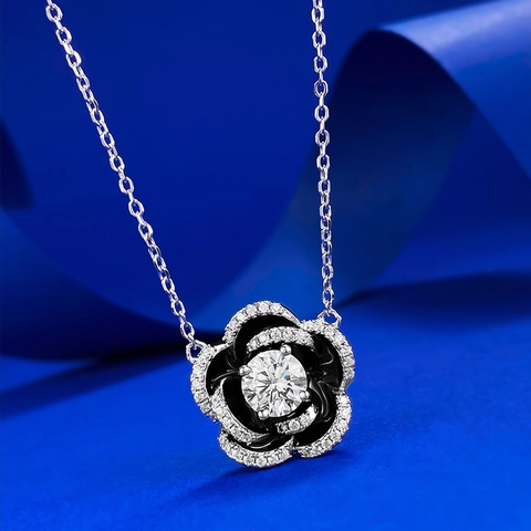 Elegante Collana con Ciondolo Camelia in Argento Sterling S925 Smalto Nero Strass Catena Floreale Gioielli da Donna Regalo