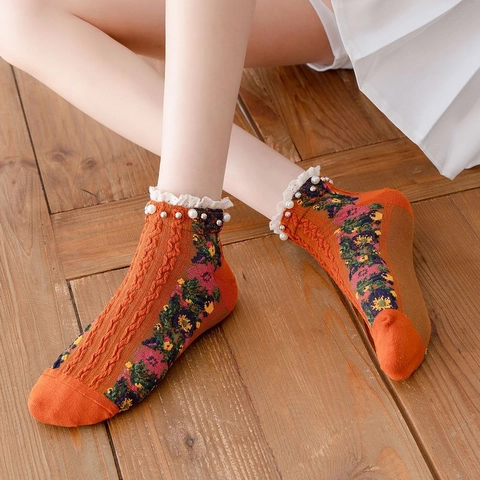 Women Sweet Cotton Socks With Lace Edge And Artificial Pearl Decoration Vintage Floral Embroidery Mid-tube Knitted Hosiery
