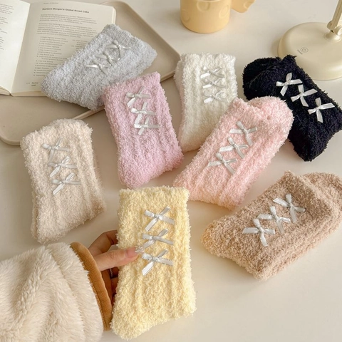 Calze in Pile Corallo da Donna con Decorazione a Fiocco Dolce Calze Invernali Spesse Calde Pelose per Interni e Sonno