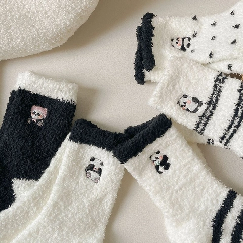 Dames Cartoon Panda Geborduurde Koraal Fleece Sokken Winter Dik Warm Fuzzy Slaapsokken Gestreepte Stippen Thuis Vloer Kousen