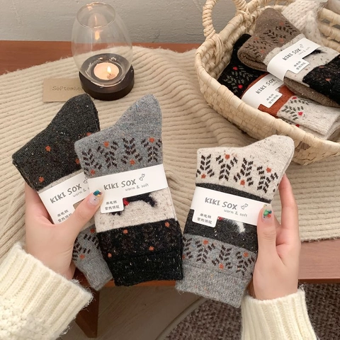 Chaussettes Femme Hiver Épaisses Tricotées Mi-Bas Contraste de Couleurs Chien Dessin Animé Jacquard Chaud Acrylique Coton Peigné