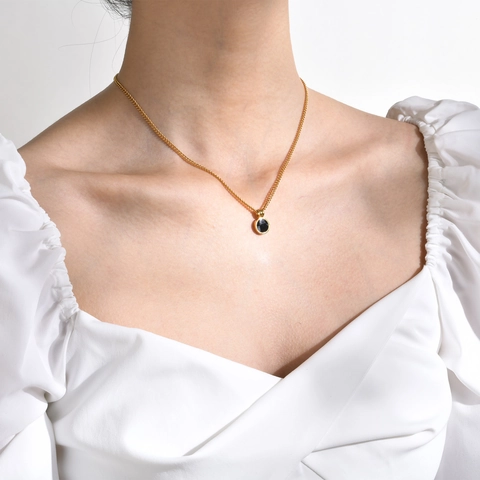 Minimalist Stainless Steel Gold Plated Necklace For Women Round Black Enamel Geometric Pendant Jewelry Fashion Choker Accessory