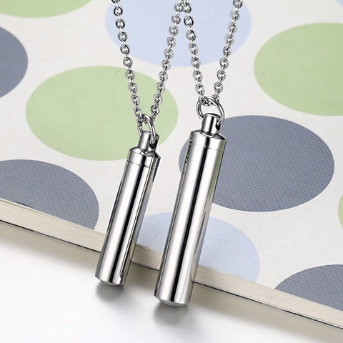 Collana con Pendente a Urna Cilindrica in Acciaio Inossidabile Minimalista Ciondolo Bottiglia Profumo Memorial per Gioielli Unisex