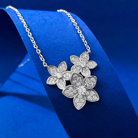 Collana con Ciondolo a Grappolo di Fiori in Argento Sterling 925 da Donna Elegante Catena con Petali Intarsiati di Strass