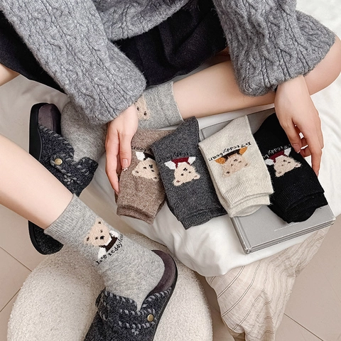 Süße Cartoon Teddybär Jacquard Socken Damen Winter Dick Warm Acryl Wollmischung Mittelhohe Socken Japanischer Stil