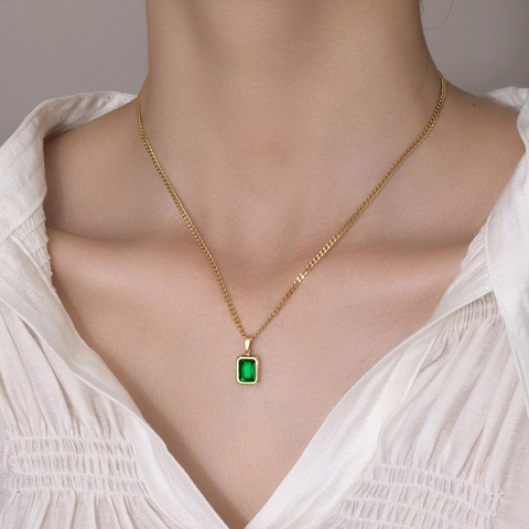 Collar de Acero Inoxidable con Circonia Colgante Rectangular Corte Esmeralda Cadena de Cordón Joyas Chapadas en Oro Mujer