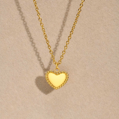 Collar Con Colgante de Corazón de Acero Inoxidable Con Borde Milgrain Chapado en Oro Cadena de Clavícula para Mujer