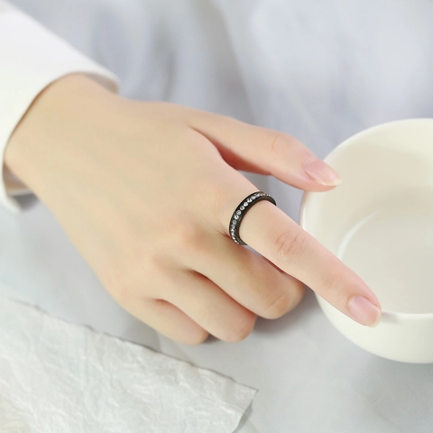 Bague en Acier au Titane avec une Rangée de Strass pour Femme Or Rose Or Noir Eternity Band Mode Bijoux de Doigt Cadeau