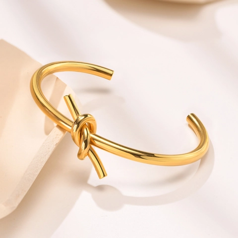 Bracciale a Cerchio Aperto Minimalista in Acciaio Inossidabile con Nodo per Donna Regolabile Finitura Oro Acciaio Gioielli Regalo
