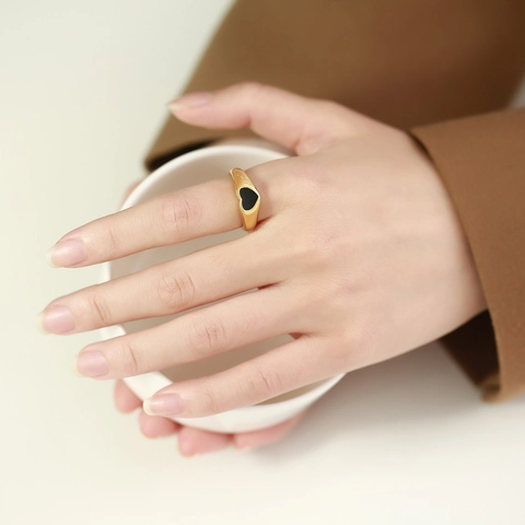 Minimalistische Roestvrijstalen Hart Ring Goud Verguld Zwart Emaille Zegelring Mode Sieraden Voor Dames