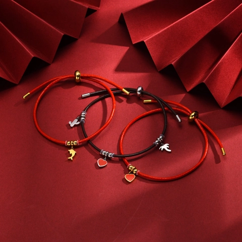 Bracelet Réglable En Cordon De Cuir Rouge Avec Pendentif Dauphin Et Coeur En Acier Inoxydable Bijoux Émail Pour Homme Femme