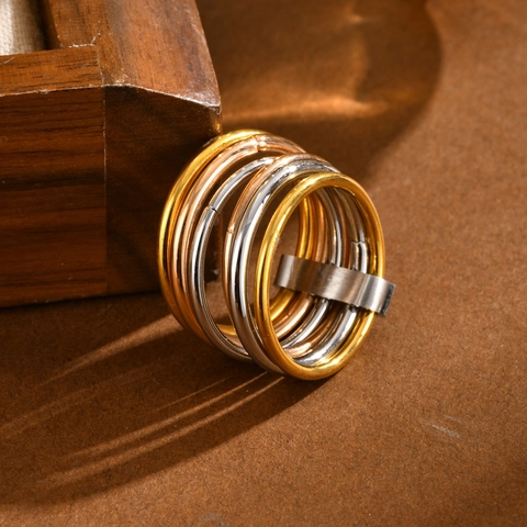Minimalist Stainless Steel Tricolor Interlocking Ring For Women Men IP Gold Plated Multi Layer Stacking Band Jewelry Gift