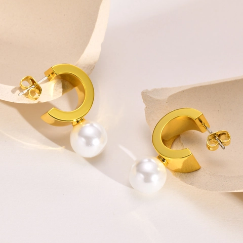 Minimalistische 18K Vergoldete Messing C-Form Creolen Mit Künstlicher Perle Elegante Mode Schmuck Geschenk Für Damen