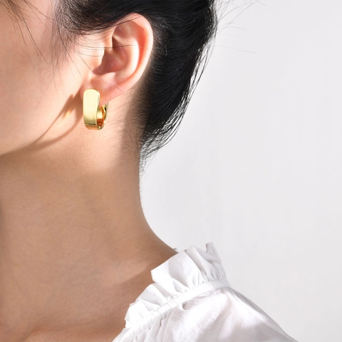 Pendientes de Aro en Forma de U de Cobre Chapado en Oro Geométricos Minimalistas para Mujer Joyería de Moda Pulida