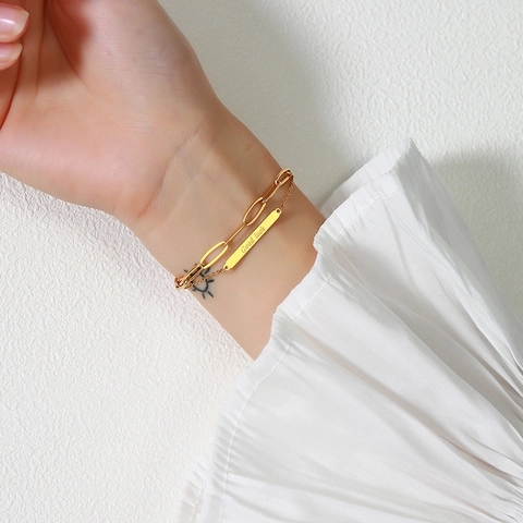 Bracciale a Catena a Graffetta a Strati in Acciaio Inossidabile per Donna Placcato Oro Pendente con Targhetta Good Luck