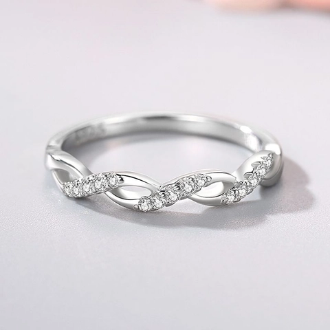 Anello Wave Mobius in Argento Sterling 925 per Donna Minimalista con Strass Intarsiati Fascia Intrecciata Gioielli Regalo