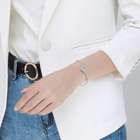 S925 Sterlingsilber Chevron Krone Offener Armreif Für Damen Luxuriös Strass Eingelegt Wishbone Armband Mode Schmuck