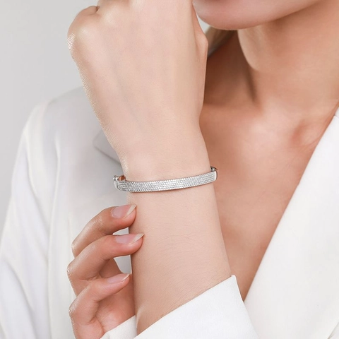 Luxury 925 Sterling Silver Pavé Rhinestone Hinged Bangle For Women Elegant Starry Sky Fashion Jewelry Openable Bracelet