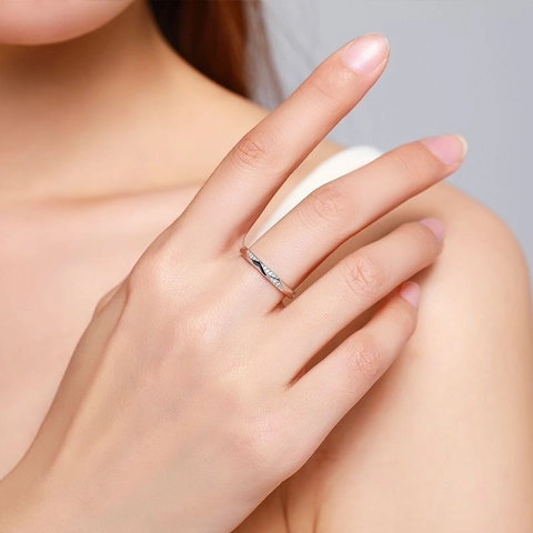 Niche Design 925 Sterling Silver Geometric Polygon Ring For Women Minimalist Zirconia Inlaid Cold Style Finger Ring Jewelry