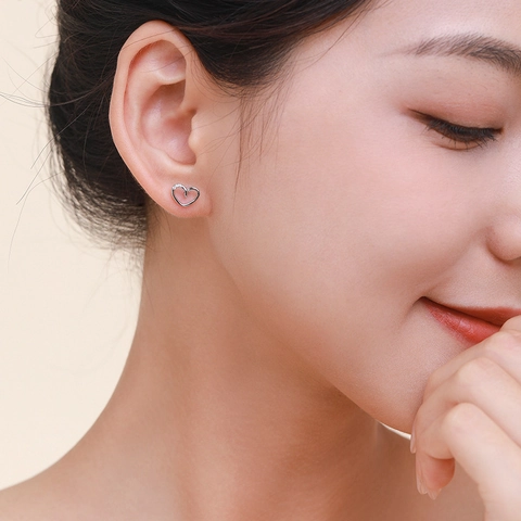 S925 Sterling Silver Hollow Heart Stud Earrings For Women Korean Minimalist Zirconia Inlaid Tiny Earrings Jewelry Elegant Gift