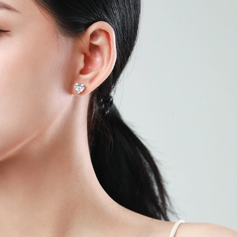 925 Sterlingsilber Herz Ohrstecker Für Damen Funkelnde Zirkonia Eingelegt Minimalistisch Nischendesign Vielseitiger Schmuck