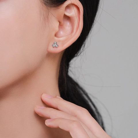925 Sterling Silver Clover Stud Earrings For Women Small Simple Floral Rhinestone Earrings Valentine Day Gift Jewelry