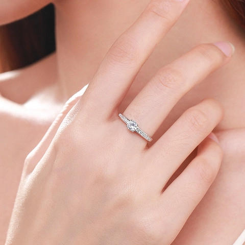 S925 Sterling Silver Rhinestone Engagement Ring For Women Classic Four-Prong Round Cut Wedding Ring Fashion Finger Ring