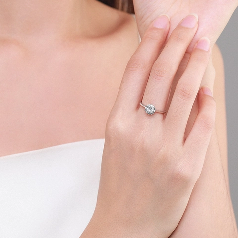Luxury 925 Sterling Silver Flower Cluster Ring For Women Platinum Plated Zirconia Inlaid Elegant Wedding Jewelry Ring