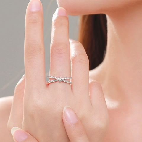 925 Sterling Silver Criss Cross Cubic Zirconia Ring For Women Elegant Geometric Inlaid Finger Ring Fashion Jewelry Accessory