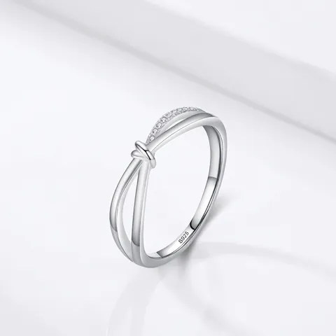 925 Sterling Silver Interlocking Knot Ring For Women Fashion Micro-Pave Zirconia Geometric Stackable Finger Ring Jewelry
