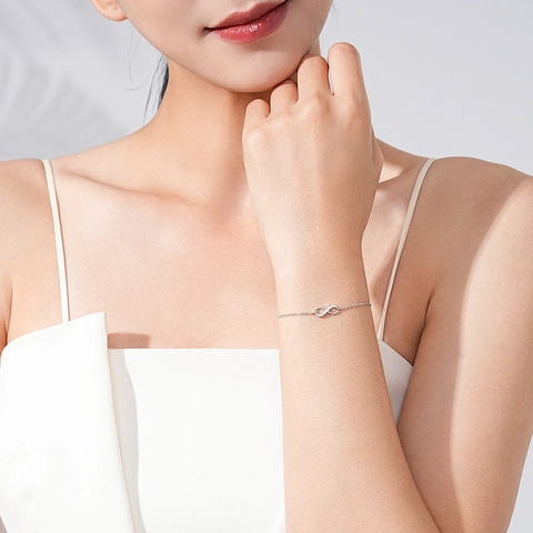 925 Sterling Silver Infinity Symbol Bracelet For Women Sparkling Zirconia Micro Inlaid Adjustable Chain Simple Fashion Jewelry
