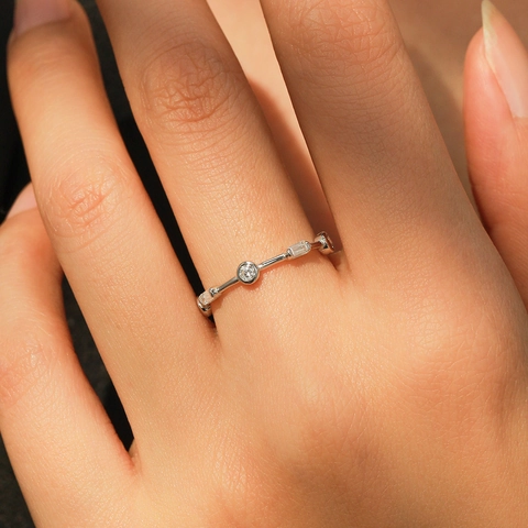 S925 Sterling Zilveren Geometrische Ring Voor Dames Minimalistische Zirconia Ingelegde Stapelbare Vingerring Mode Lichte Luxe Sieraden